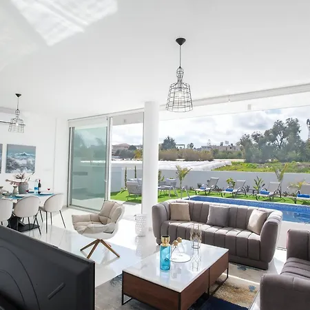 Olive Sun, Beautiful, Contemporary 3bdr With Private Pool, Short Walk To Villa Protaras