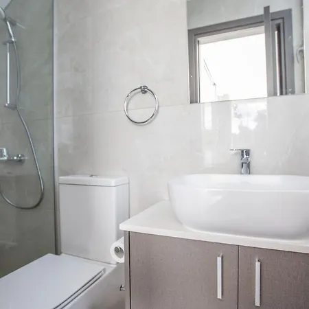 Olive Sun, Beautiful, Contemporary 3bdr With Private Pool