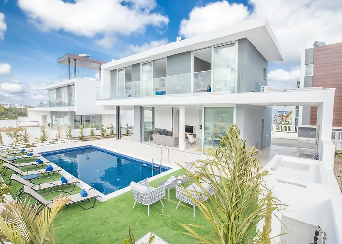 Olive Sun, Beautiful, Contemporary 3bdr With Private Pool Villa