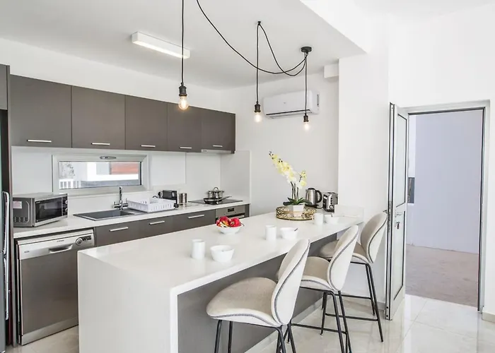 Olive Sun, Beautiful, Contemporary 3bdr With Private Pool * Protaras