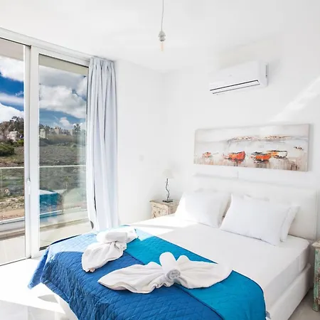 Olive Sun, Beautiful, Contemporary 3bdr With Private Pool וילה
