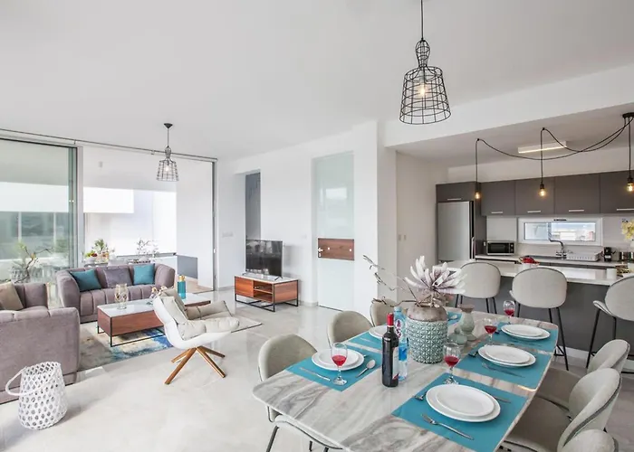 Olive Sun, Beautiful, Contemporary 3bdr With Private Pool Вилла