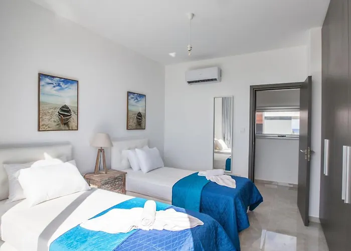 Вилла Olive Sun, Beautiful, Contemporary 3bdr With Private Pool *
