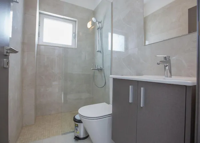 Olive Sun, Beautiful, Contemporary 3bdr With Private Pool Вилла